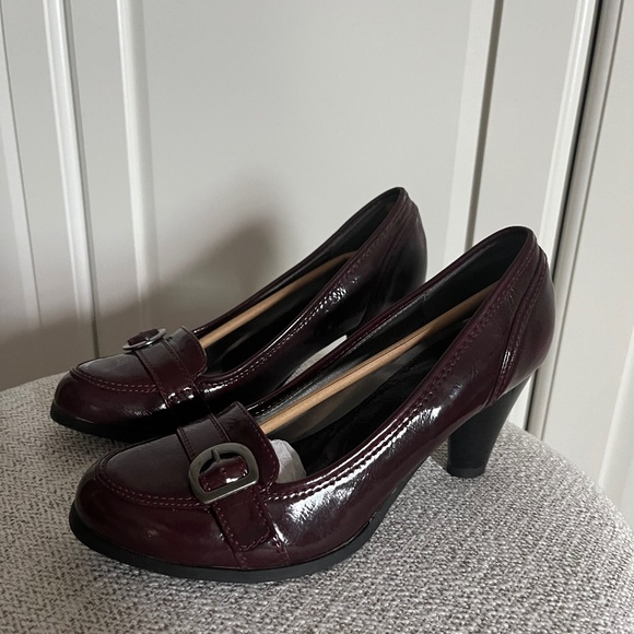 Dress shoe - Picture 2 of 11